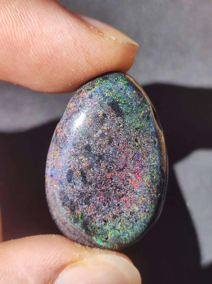 Black Opal - Edelstein Kette bunt funkelnd Rarität Natur Heilstein Energie Chakra Kristall Anhänger Mann Frau Kind Vater Geschenk Er Sie - Art of Nature Berlin