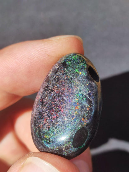 Black Opal - Edelstein Kette bunt funkelnd Rarität Natur Heilstein Energie Chakra Kristall Anhänger Mann Frau Kind Vater Geschenk Er Sie - Art of Nature Berlin