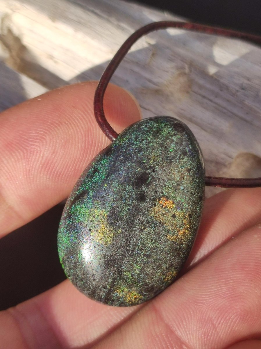 Black Opal - Edelstein Kette bunt funkelnd Rarität Natur Heilstein Energie Kristall Anhänger Mann Frau Kind Geschenk Er Sie Valentinstag - Art of Nature Berlin