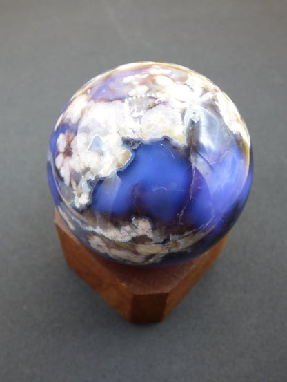 Blumen Achat blau Flower Blossom A - Edelstein Kugel Deko Kristall Sphere Meditation Heilstein Natur Geschenk Er Sie Mann Frau Selten Rarität - Art of Nature Berlin