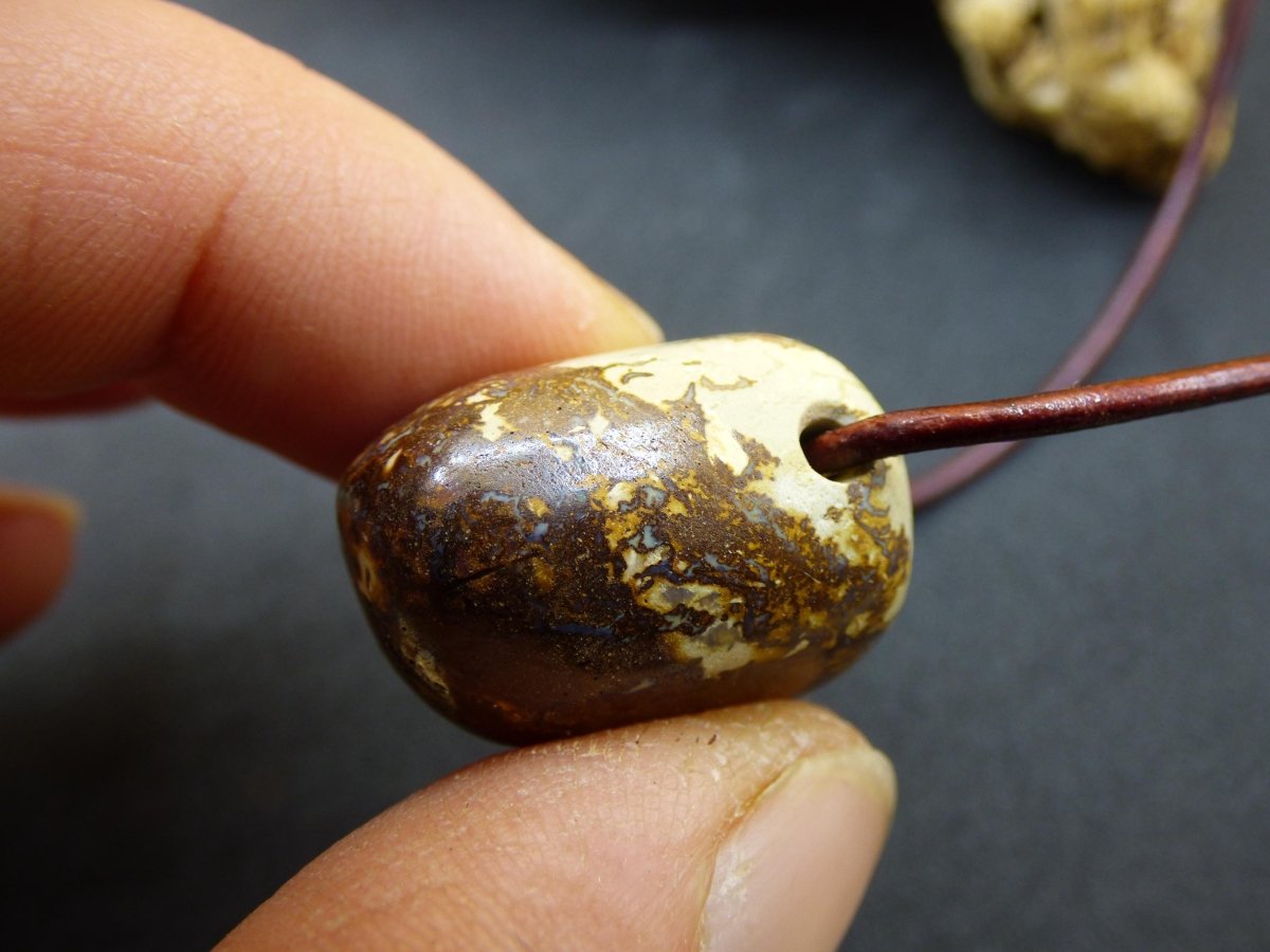 Boulder Opal - Edelstein Kette braun Heilstein Er Sie Mann Frau Geschenk Glück Anhänger HIPPIE GOA Boho Tibet Ethno Natur Unikat - Art of Nature Berlin