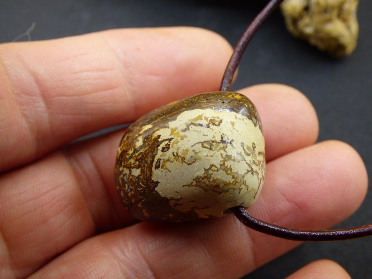 Boulder Opal - Edelstein Kette braun Heilstein Er Sie Mann Frau Geschenk Glück Anhänger HIPPIE GOA Boho Tibet Ethno Natur Unikat - Art of Nature Berlin