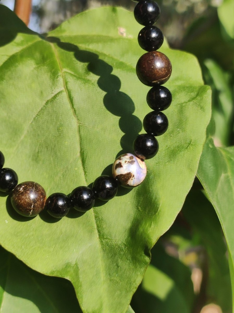 Boulder Opal + Turmalin schwarz (Schorl) - Edelstein Armband Stretch Perlen Geschenk Glück Mann Frau Kind Er Sie Freund Energie - Art of Nature Berlin