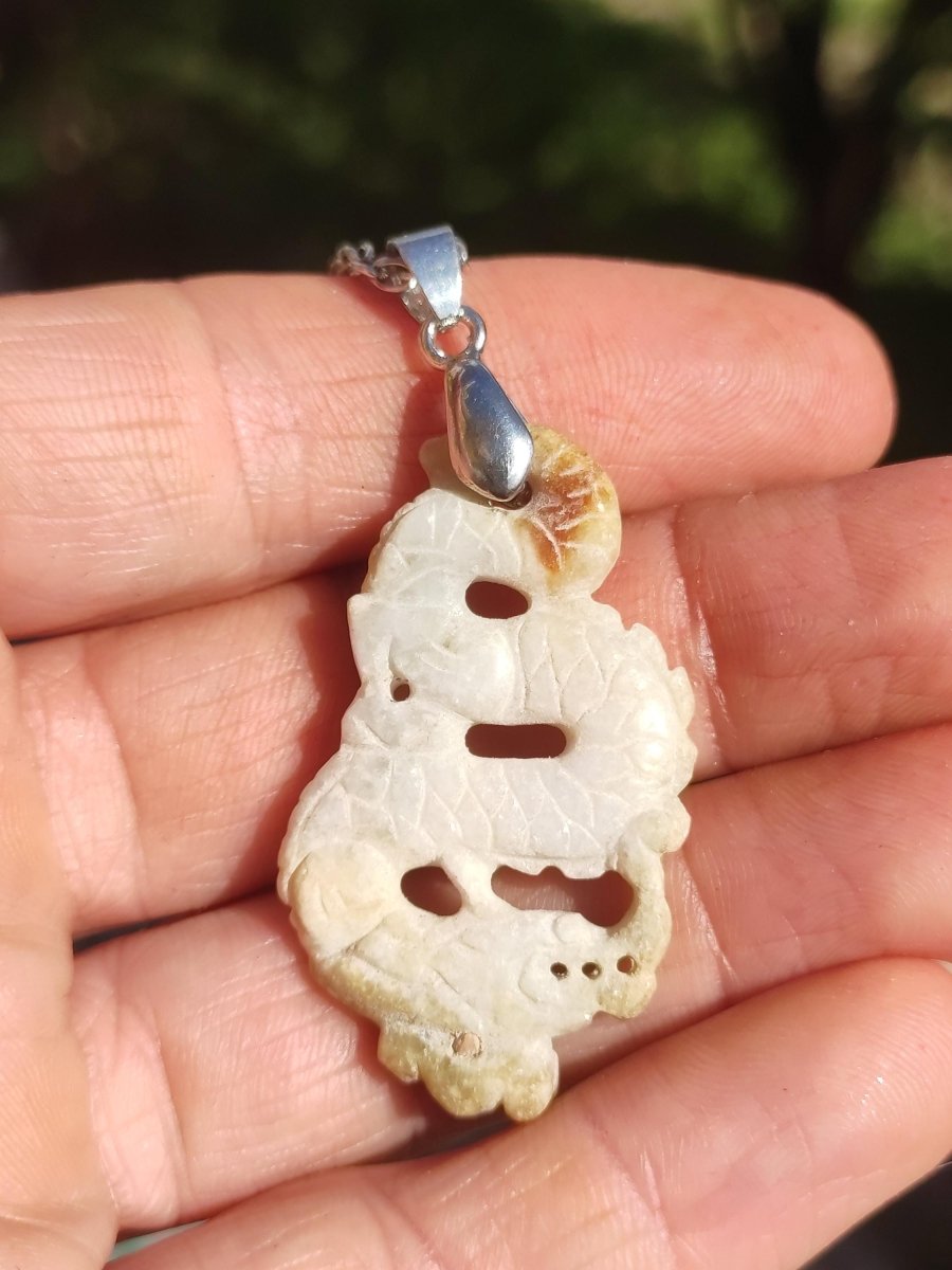 Burma Jade A Qualität Drache *Rarität* Edelstein Kette HIPPIE Boho Ethno Natur Heilstein Rarität Kristall Schmuck Anhänger Natur Kraft Stein - Art of Nature Berlin