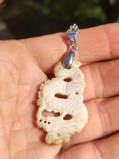 Burma Jade A Qualität Drache *Rarität* Edelstein Kette HIPPIE Boho Ethno Natur Heilstein Rarität Kristall Schmuck Anhänger Natur Kraft Stein - Art of Nature Berlin
