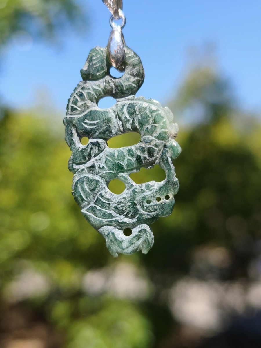 Burma Jade A Qualität Drache *Rarität* Edelstein Kette HIPPIE Boho Ethno Natur Heilstein Rarität Kristall Schmuck Anhänger Natur Kraft Stein - Art of Nature Berlin