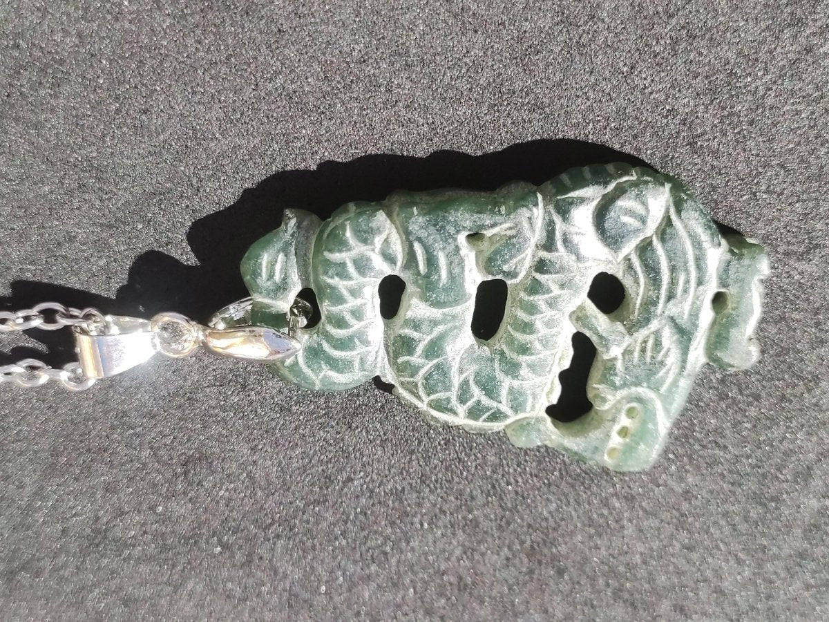 Burma Jade A Qualität Drache *Rarität* Edelstein Kette HIPPIE Boho Ethno Natur Heilstein Rarität Kristall Schmuck Anhänger Natur Kraft Stein - Art of Nature Berlin