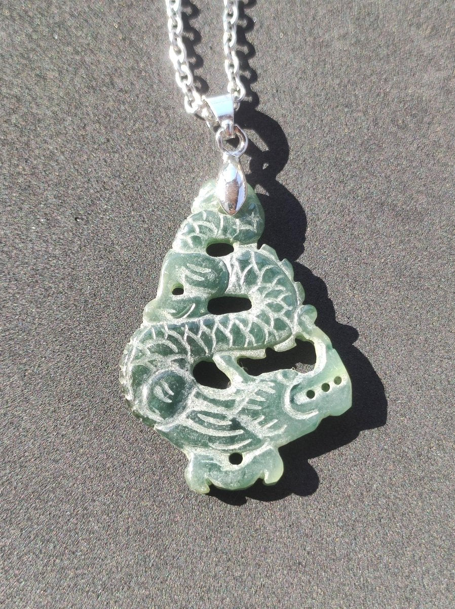 Burma Jade A Qualität Drache *Rarität* Edelstein Kette HIPPIE Boho Ethno Natur Heilstein Rarität Kristall Schmuck Anhänger Natur Kraft Stein - Art of Nature Berlin