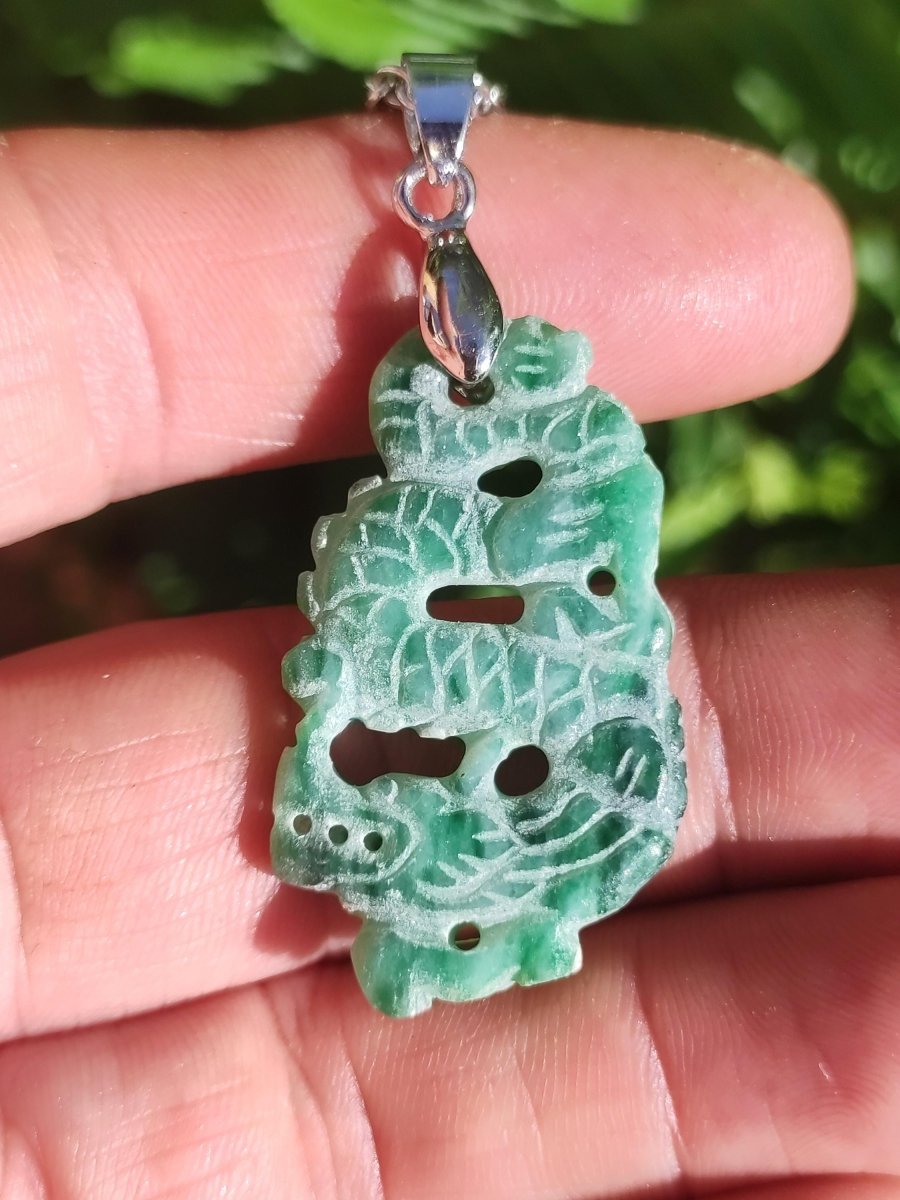 Burma Jade A Qualität Drache *Rarität* Edelstein Kette HIPPIE Boho Ethno Natur Heilstein Rarität Kristall Schmuck Anhänger Natur Kraft Stein - Art of Nature Berlin