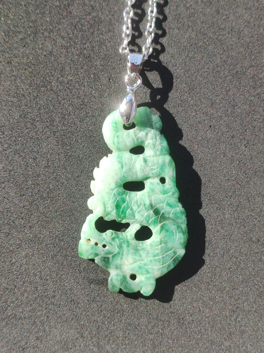 Burma Jade A Qualität Drache *Rarität* Edelstein Kette HIPPIE Boho Ethno Natur Heilstein Rarität Kristall Schmuck Anhänger Natur Kraft Stein - Art of Nature Berlin