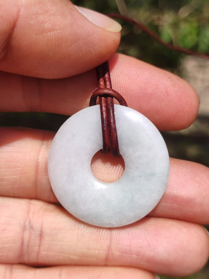 Burma Jade Donut *Rarität* ~ Edelstein Kette ~HIPPIE ~GOA ~Boho ~Tibet ~Ethno ~Nature ~Donut ~Schutzsymbol ~Heilstein - Art of Nature Berlin