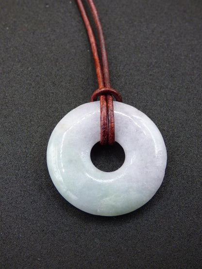 Burma Jade Donut *Rarität* ~ Edelstein Kette ~HIPPIE ~GOA ~Boho ~Tibet ~Ethno ~Nature ~Donut ~Schutzsymbol ~Heilstein - Art of Nature Berlin