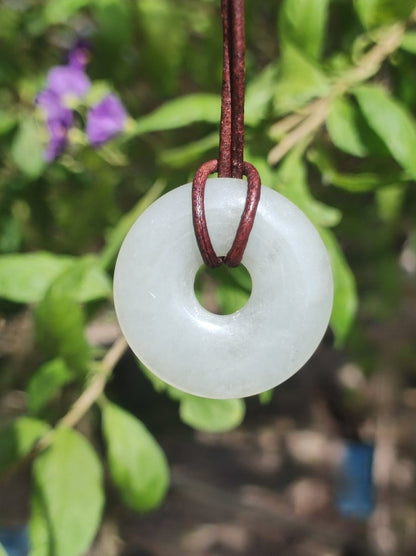 Burma Jade Donut *Rarität* ~ Edelstein Kette ~HIPPIE ~GOA ~Boho ~Tibet ~Ethno ~Nature ~Donut ~Schutzsymbol ~Heilstein - Art of Nature Berlin