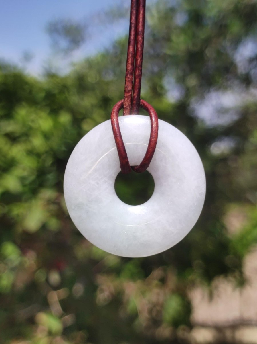 Burma Jade Donut *Rarität* ~ Edelstein Kette ~HIPPIE ~GOA ~Boho ~Tibet ~Ethno ~Nature ~Donut ~Schutzsymbol ~Heilstein - Art of Nature Berlin