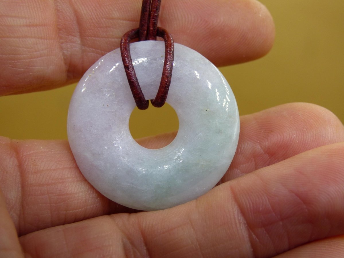Burma Jade Donut *Rarität* ~ Edelstein Kette ~HIPPIE ~GOA ~Boho ~Tibet ~Ethno ~Nature ~Donut ~Schutzsymbol ~Heilstein - Art of Nature Berlin