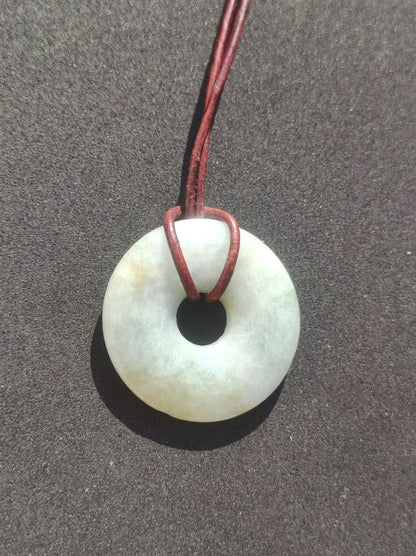 Burma Jade Donut *Rarität* ~ Edelstein Kette ~HIPPIE ~GOA ~Boho ~Tibet ~Ethno ~Nature ~Donut ~Schutzsymbol ~Heilstein - Art of Nature Berlin