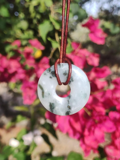 Burma Jade Donut *Rarität* ~ Edelstein Kette ~HIPPIE ~GOA ~Boho ~Tibet ~Ethno ~Nature ~Donut ~Schutzsymbol ~Heilstein - Art of Nature Berlin