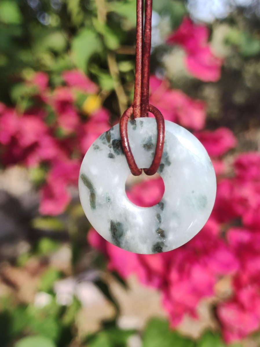 Burma Jade Donut *Rarität* ~ Edelstein Kette ~HIPPIE ~GOA ~Boho ~Tibet ~Ethno ~Nature ~Donut ~Schutzsymbol ~Heilstein - Art of Nature Berlin