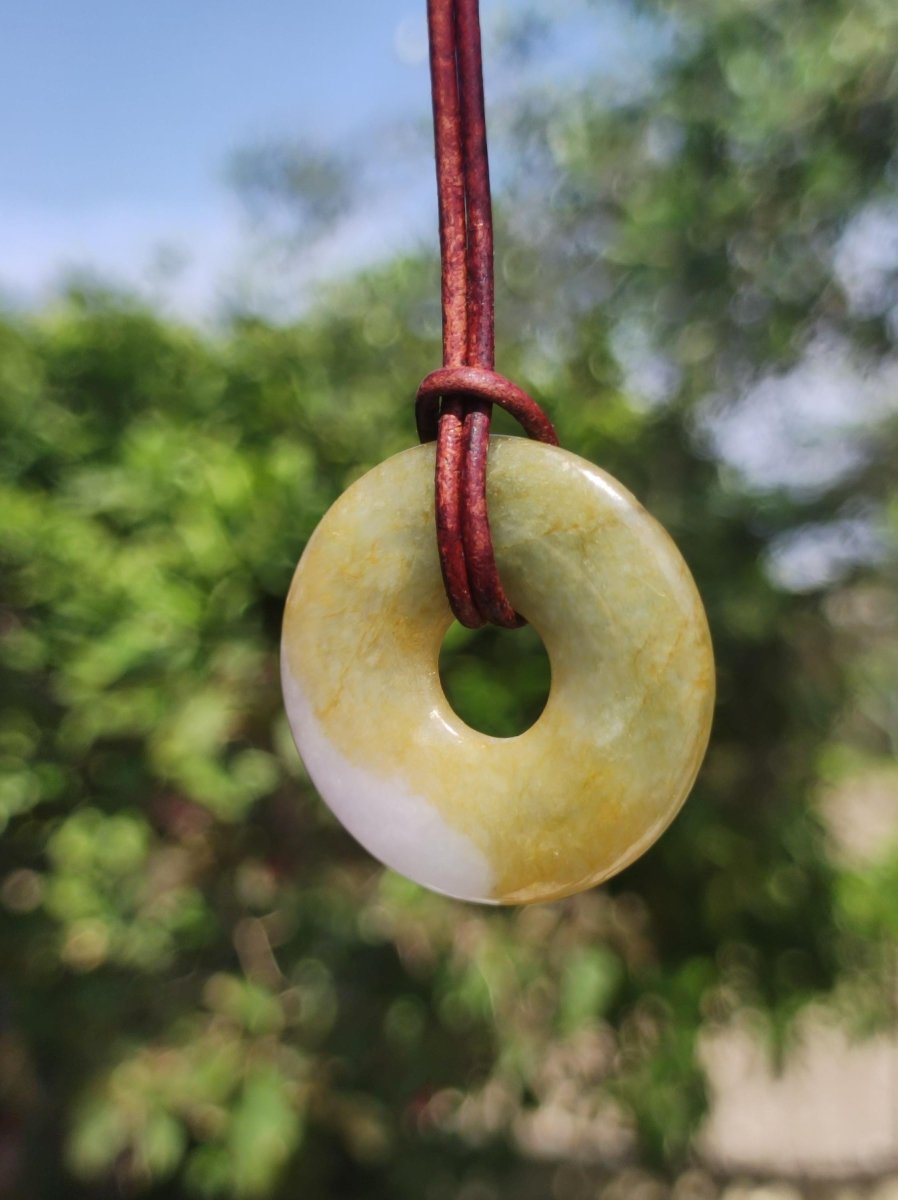 Burma Jade Donut *Rarität* ~ Edelstein Kette ~HIPPIE ~GOA ~Boho ~Tibet ~Ethno ~Nature ~Donut ~Schutzsymbol ~Heilstein - Art of Nature Berlin
