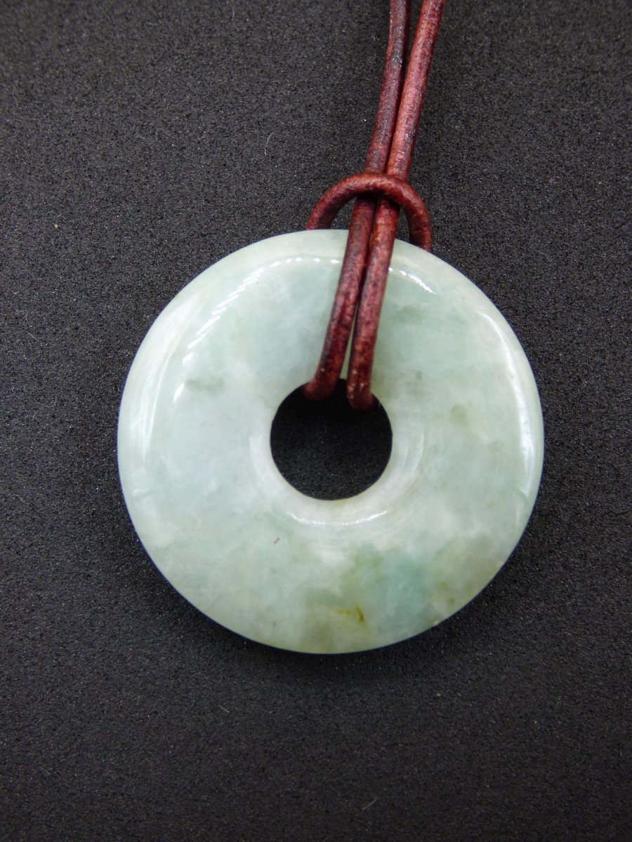 Burma Jade Donut *Rarität* ~ Edelstein Kette ~HIPPIE ~GOA ~Boho ~Tibet ~Ethno ~Nature ~Donut ~Schutzsymbol ~Heilstein - Art of Nature Berlin