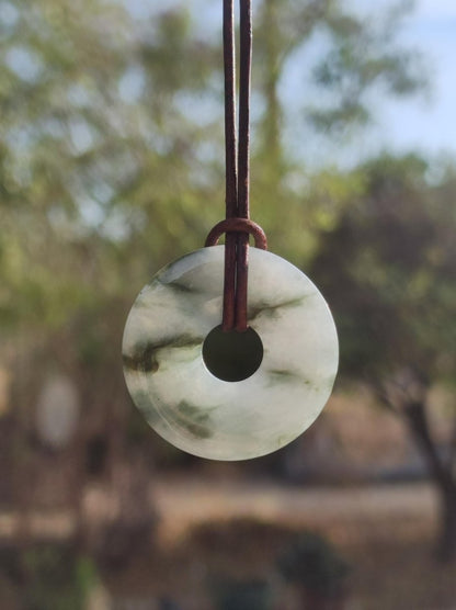 Burma Jade Donut *Rarität* ~ Edelstein Kette Mann Frau Natur Heilstein Kraft Energie Rarität Kristall Er Sie Anhänger Natur Geschenk grün - Art of Nature Berlin