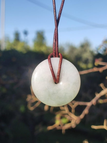Burma Jade Donut *Rarität* ~ Edelstein Kette Mann Frau Natur Heilstein Kraft Energie Rarität Kristall Er Sie Anhänger Natur Geschenk grün - Art of Nature Berlin