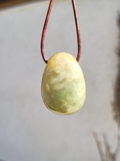 Burma Jade *Rarität* ~ Edelstein Kette HIPPIE Boho Ethno Natur Heilstein Rarität Kristalle Schmuck Anhänger Natur Kraft Stein Geschenk grün - Art of Nature Berlin