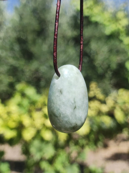 Burma Jade *Rarität* ~ Edelstein Kette HIPPIE Boho Ethno Natur Heilstein Rarität Kristalle Schmuck Anhänger Natur Kraft Stein Geschenk grün - Art of Nature Berlin