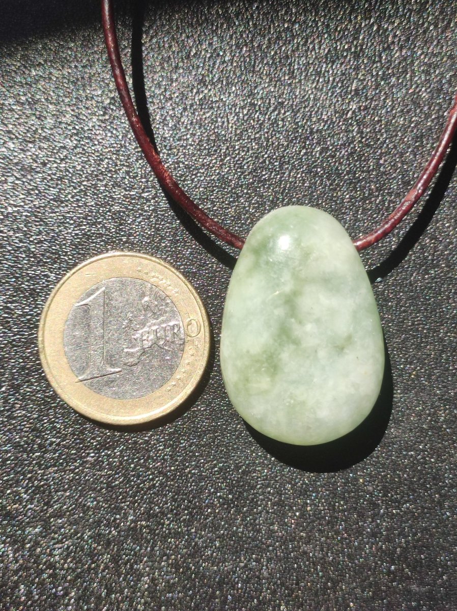 Burma Jade *Rarität* ~ Edelstein Kette HIPPIE Boho Ethno Natur Heilstein Rarität Kristalle Schmuck Anhänger Natur Kraft Stein Geschenk grün - Art of Nature Berlin