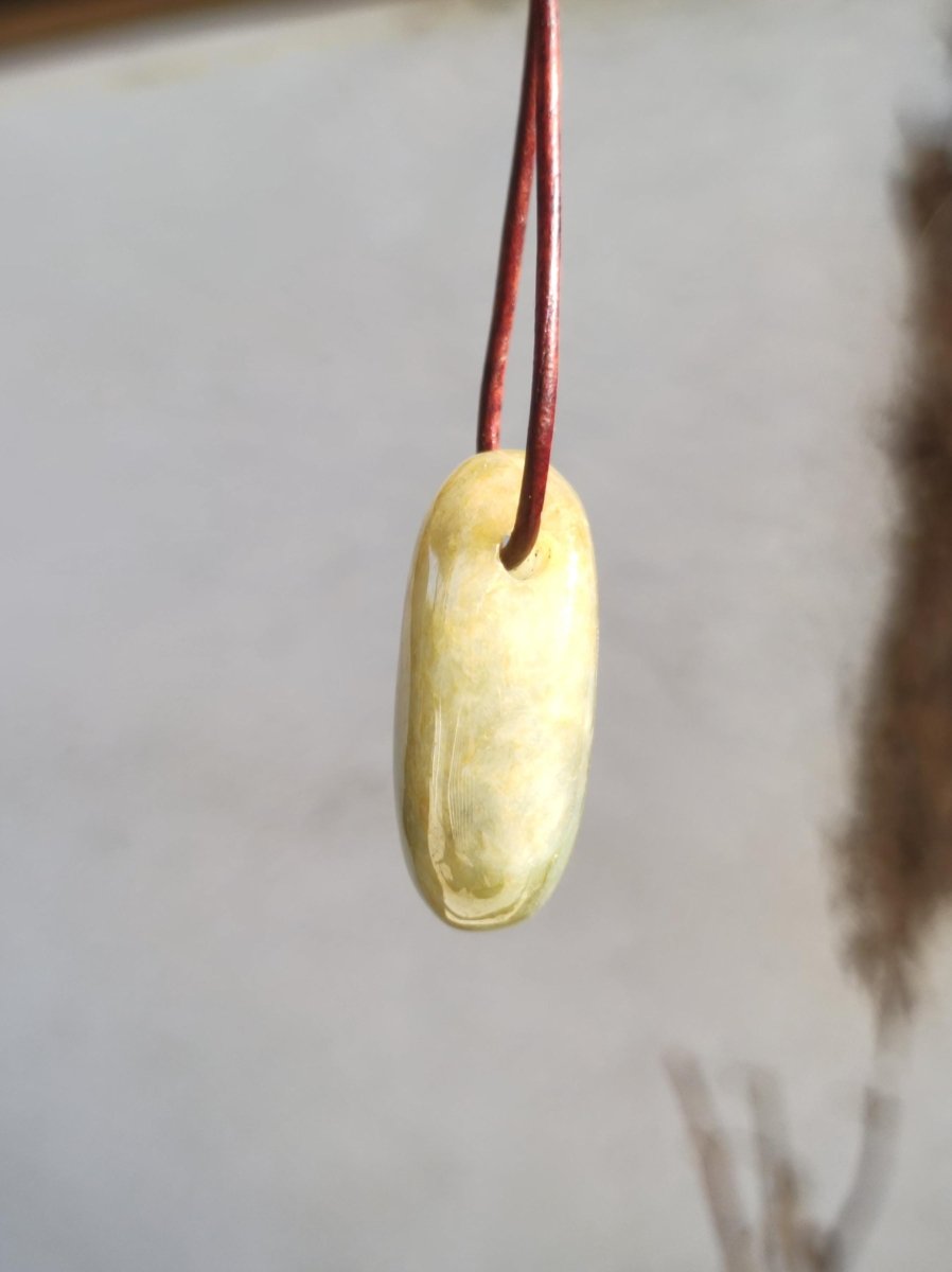 Burma Jade *Rarität* ~ Edelstein Kette HIPPIE Boho Ethno Natur Heilstein Rarität Kristalle Schmuck Anhänger Natur Kraft Stein Geschenk grün - Art of Nature Berlin