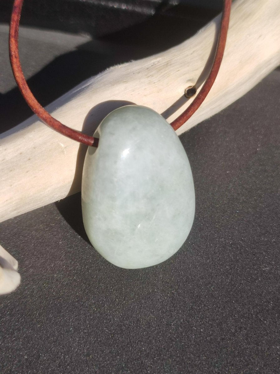 Burma Jade *Rarität* ~ Edelstein Kette HIPPIE Boho Ethno Natur Heilstein Rarität Kristalle Schmuck Anhänger Natur Kraft Stein Geschenk grün - Art of Nature Berlin