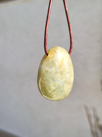 Burma Jade *Rarität* ~ Edelstein Kette HIPPIE Boho Ethno Natur Heilstein Rarität Kristalle Schmuck Anhänger Natur Kraft Stein Geschenk grün - Art of Nature Berlin