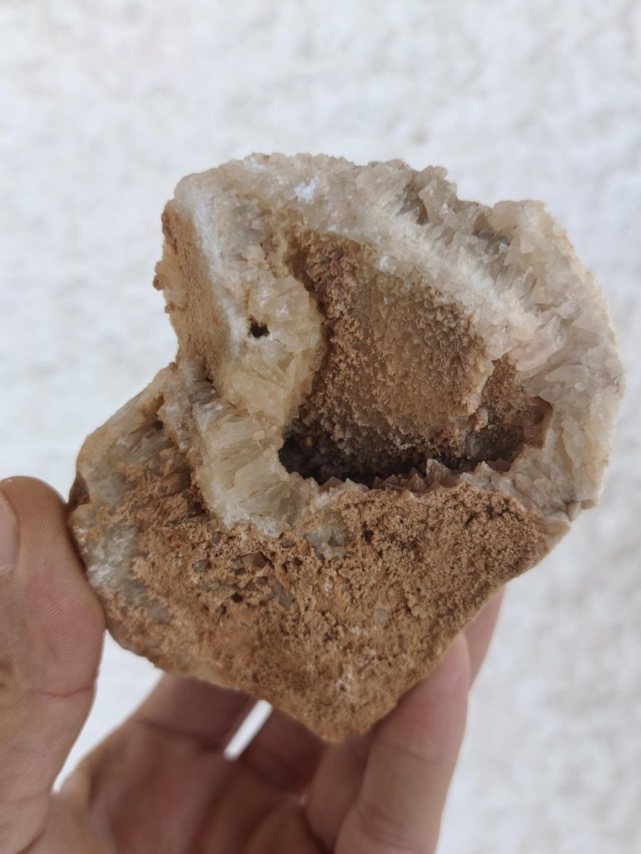 Calcite Geode – Attavyros, Insel Rhodos Griechenland Sammler Mineralien Kristall Deko Selbstfund Geschenk Haus Wohnen Energie Altar Schön - Art of Nature Berlin