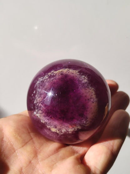 Candy Fluorit gelb Regenbogen Edelstein Kugel Deko Sphere Kristall Spielkugel Meditation Heilstein Frau Mann Geschenk Er Sie Haus Energie - Art of Nature Berlin