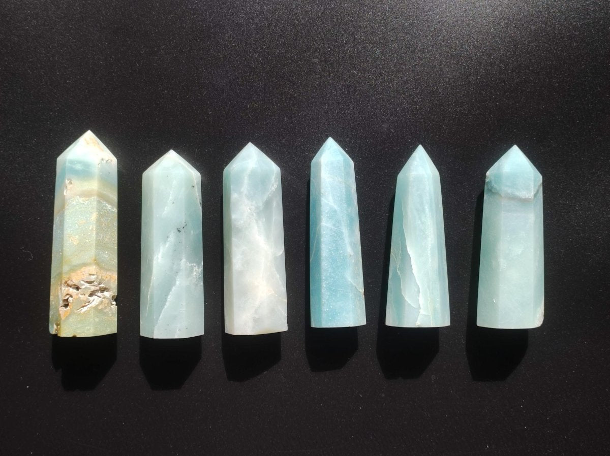 Caribbean Calcite (Blauer Calcit - Aragonit) Kristall Point Spitze Turm Obelisk ~ Magische Edelstein Deko Massagestab HIPPIE Ethno Heilstein - Art of Nature Berlin