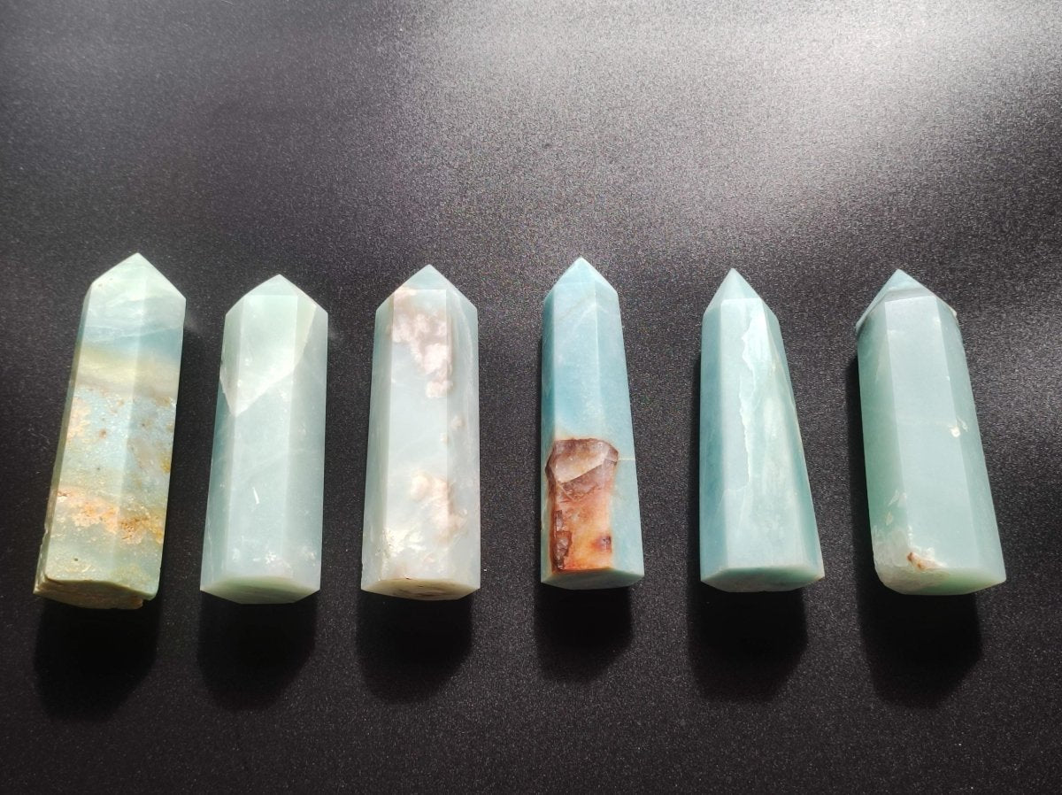 Caribbean Calcite (Blauer Calcit - Aragonit) Kristall Point Spitze Turm Obelisk ~ Magische Edelstein Deko Massagestab HIPPIE Ethno Heilstein - Art of Nature Berlin