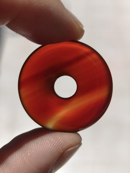 Carneol Carnelian Karneol A - Edelstein Donut Kette rot Natur Heilstein Kristalle Anhänger Mann Frau Kind Geschenk Er Sie Bruder Schwester - Art of Nature Berlin