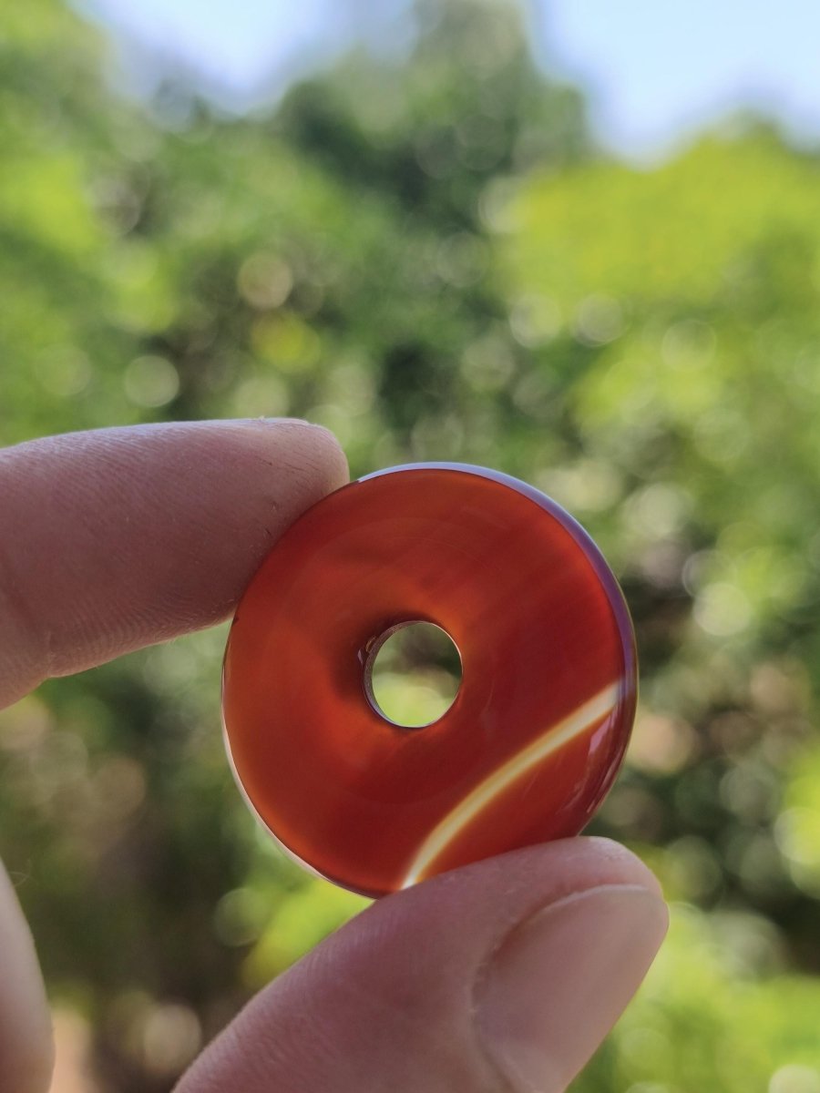 Carneol Carnelian Karneol A - Edelstein Donut Kette rot Natur Heilstein Kristalle Anhänger Mann Frau Kind Geschenk Er Sie Bruder Schwester - Art of Nature Berlin