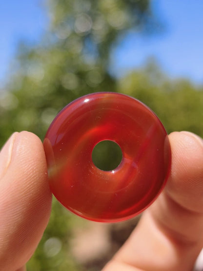 Carneol Carnelian Karneol A - Edelstein Donut Kette rot Natur Heilstein Kristalle Anhänger Mann Frau Kind Geschenk Er Sie Bruder Schwester - Art of Nature Berlin