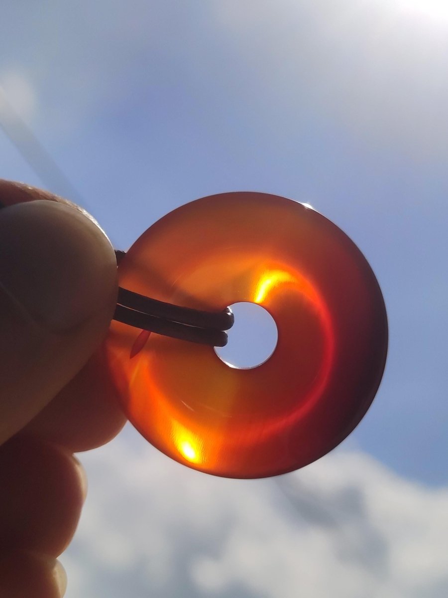 Carneol Carnelian Karneol A - Edelstein Donut Kette rot Natur Heilstein Kristalle Anhänger Mann Frau Kind Geschenk Er Sie Bruder Schwester - Art of Nature Berlin