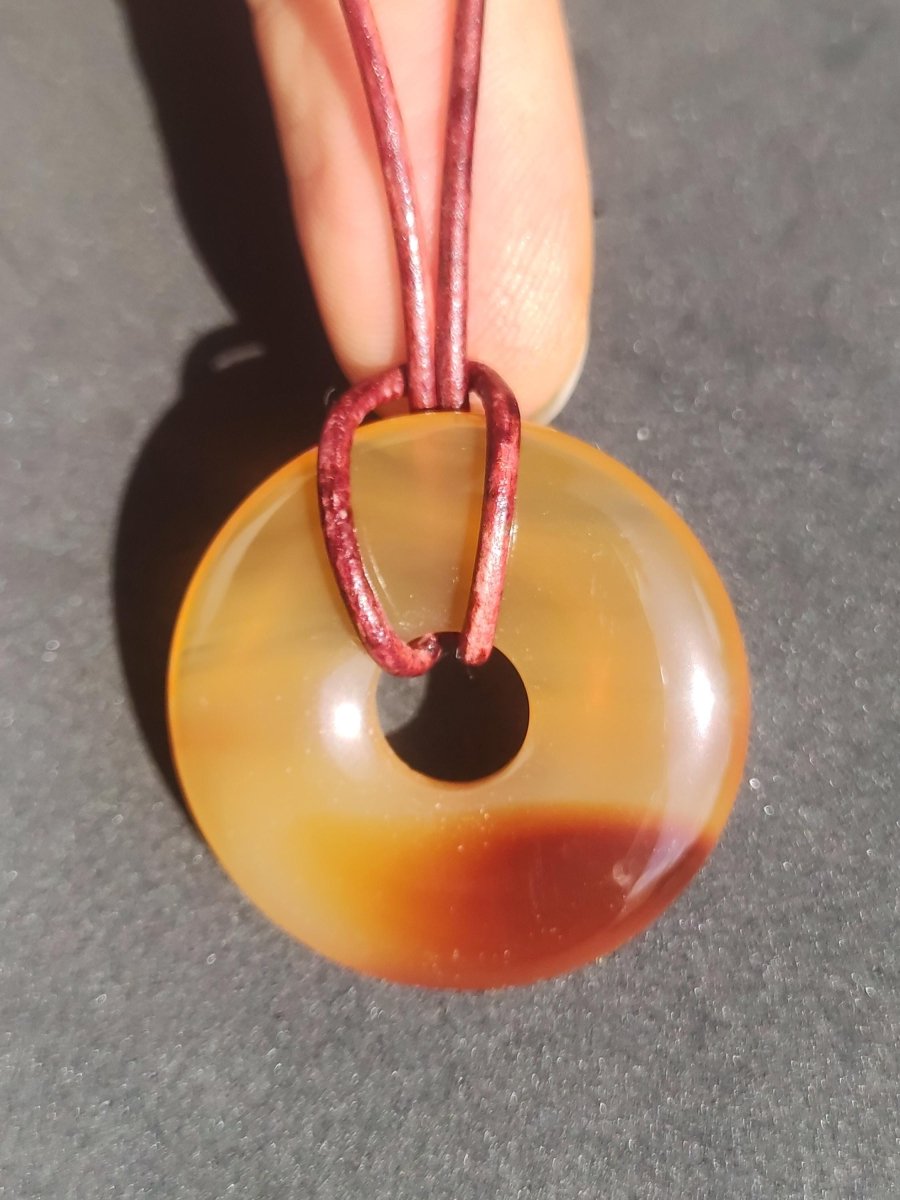 Carneol Carnelian Karneol A - Edelstein Donut Kette rot Natur Heilstein Kristalle Anhänger Mann Frau Kind Geschenk Er Sie Bruder Schwester - Art of Nature Berlin