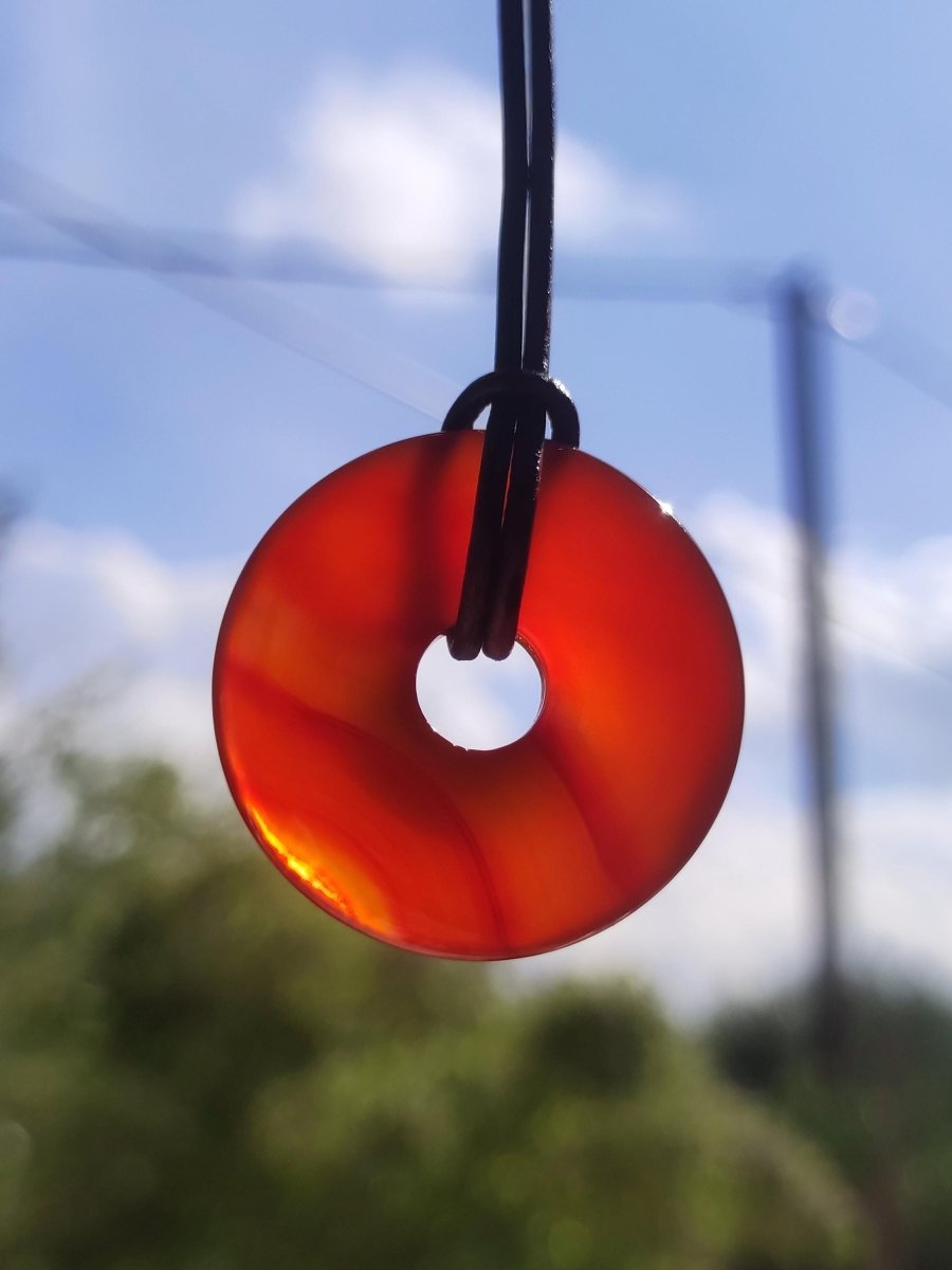 Carneol Carnelian Karneol A - Edelstein Donut Kette rot Natur Heilstein Kristalle Anhänger Mann Frau Kind Geschenk Er Sie Bruder Schwester - Art of Nature Berlin