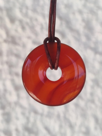 Carneol Carnelian Karneol A - Edelstein Donut Kette rot Natur Heilstein Kristalle Anhänger Mann Frau Kind Geschenk Er Sie Bruder Schwester - Art of Nature Berlin