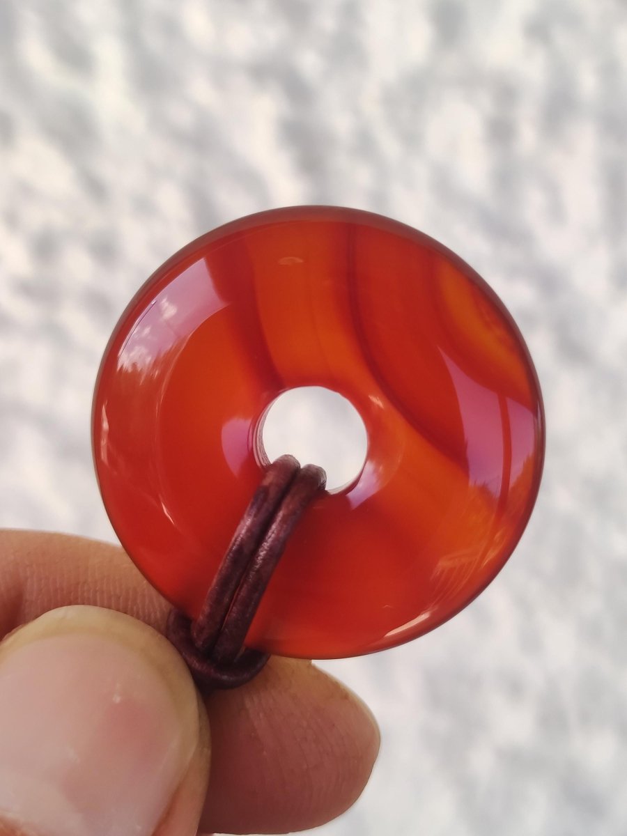 Carneol Carnelian Karneol A - Edelstein Donut Kette rot Natur Heilstein Kristalle Anhänger Mann Frau Kind Geschenk Er Sie Bruder Schwester - Art of Nature Berlin