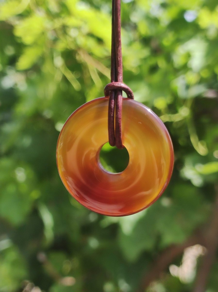 Carneol Carnelian Karneol ~ Donut 30mm ~ Edelstein Kette ~HIPPIE ~GOA ~Boho ~Tibet ~Ethno ~Nature ~Donut ~Schutzsymbol ~Heilstein - Art of Nature Berlin