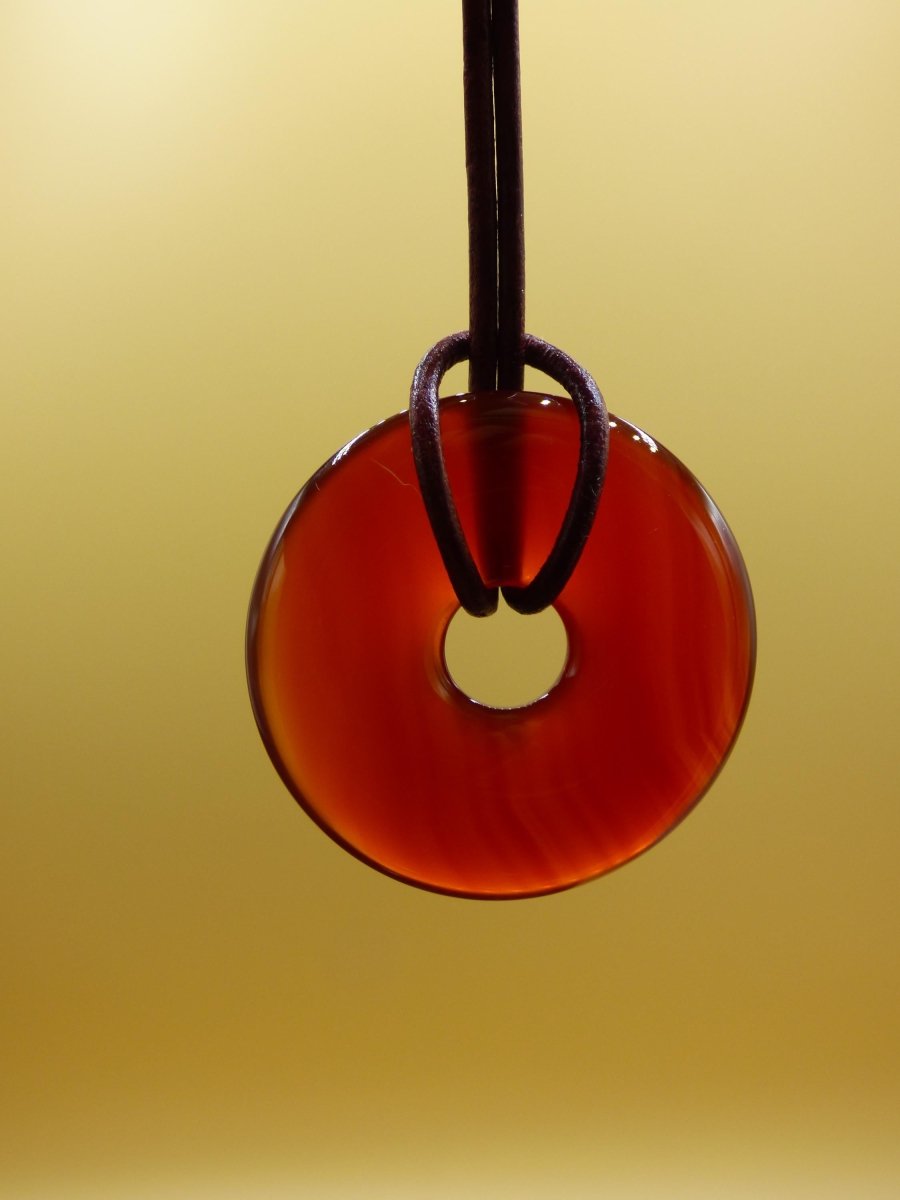 Carneol Carnelian Karneol - Edelstein Donut Kette 30mm rot Natur Heilstein Kristalle Anhänger Mann Frau Kind Geschenk Sie Bruder Schwester - Art of Nature Berlin