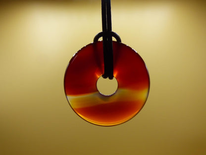 Carneol Carnelian Karneol - Edelstein Donut Kette rot Natur Heilstein Kristalle Anhänger Mann Frau Kind Geschenk Er Sie Bruder Schwester - Art of Nature Berlin