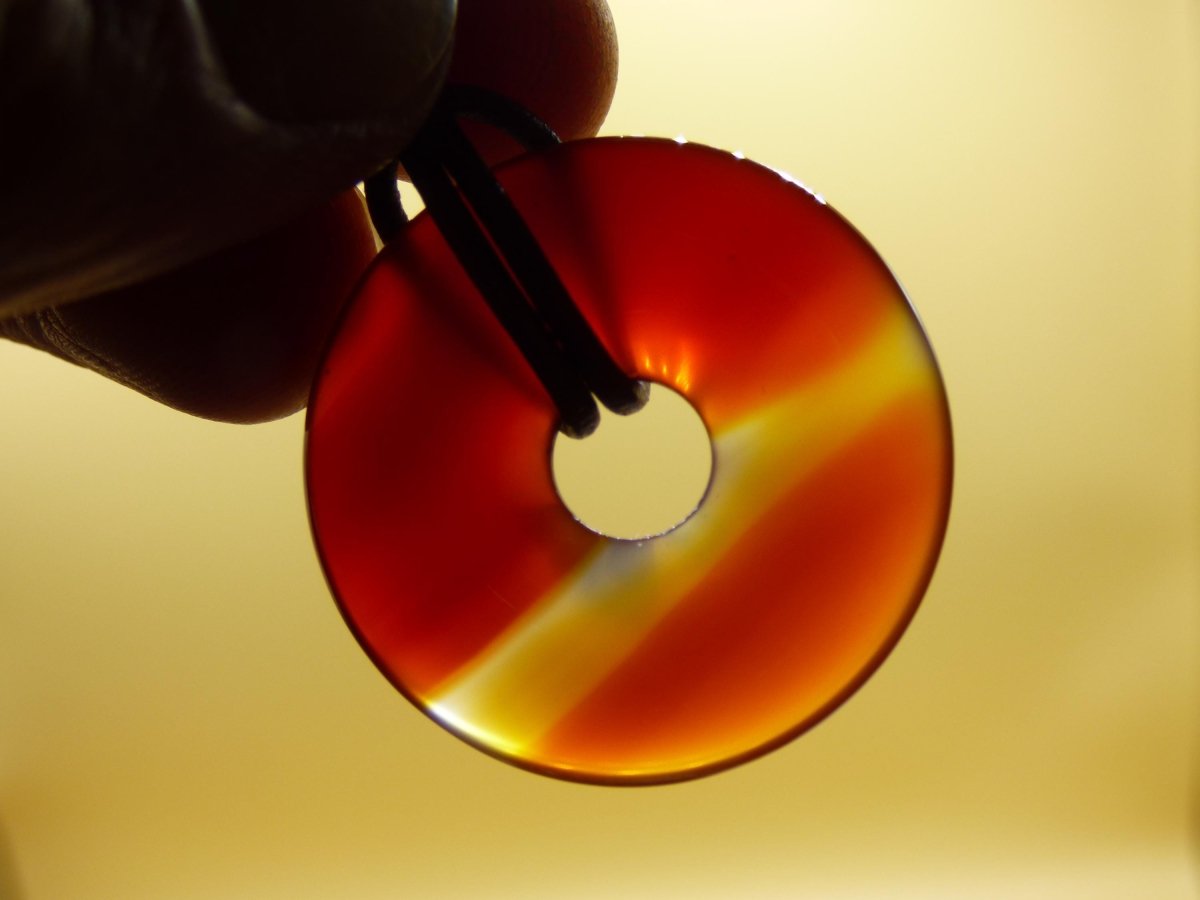 Carneol Carnelian Karneol - Edelstein Donut Kette rot Natur Heilstein Kristalle Anhänger Mann Frau Kind Geschenk Er Sie Bruder Schwester - Art of Nature Berlin