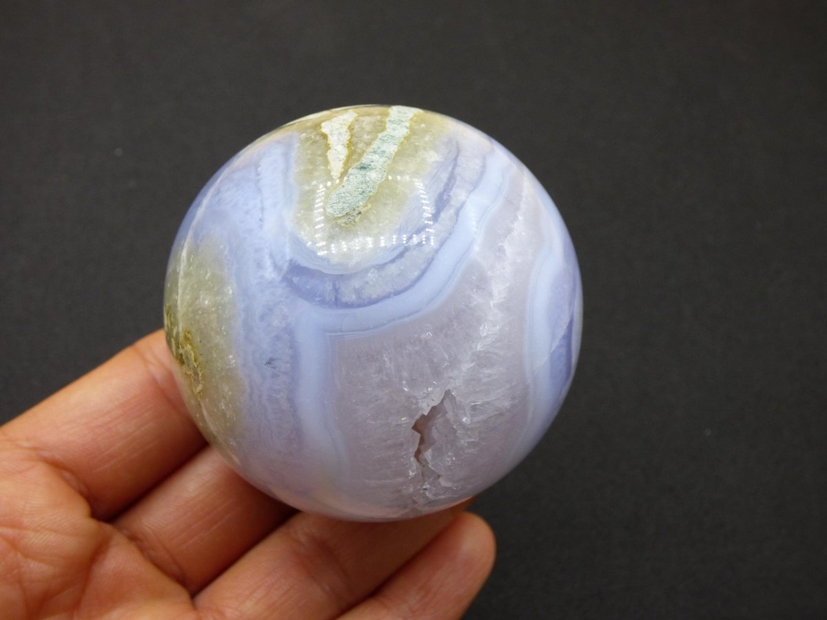 Chalcedon AAA - Edelstein Kugel blau Deko Sphere mit Geode Meditation Natur Heilstein Wohnen Sammler Rarität Hochwertig Art of Nature Berlin - Art of Nature Berlin
