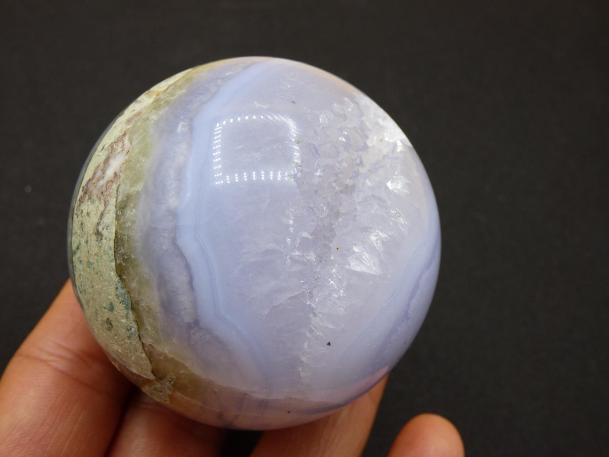 Chalcedon AAA - Edelstein Kugel blau Deko Sphere mit Geode Meditation Natur Heilstein Wohnen Sammler Rarität Hochwertig Art of Nature Berlin - Art of Nature Berlin